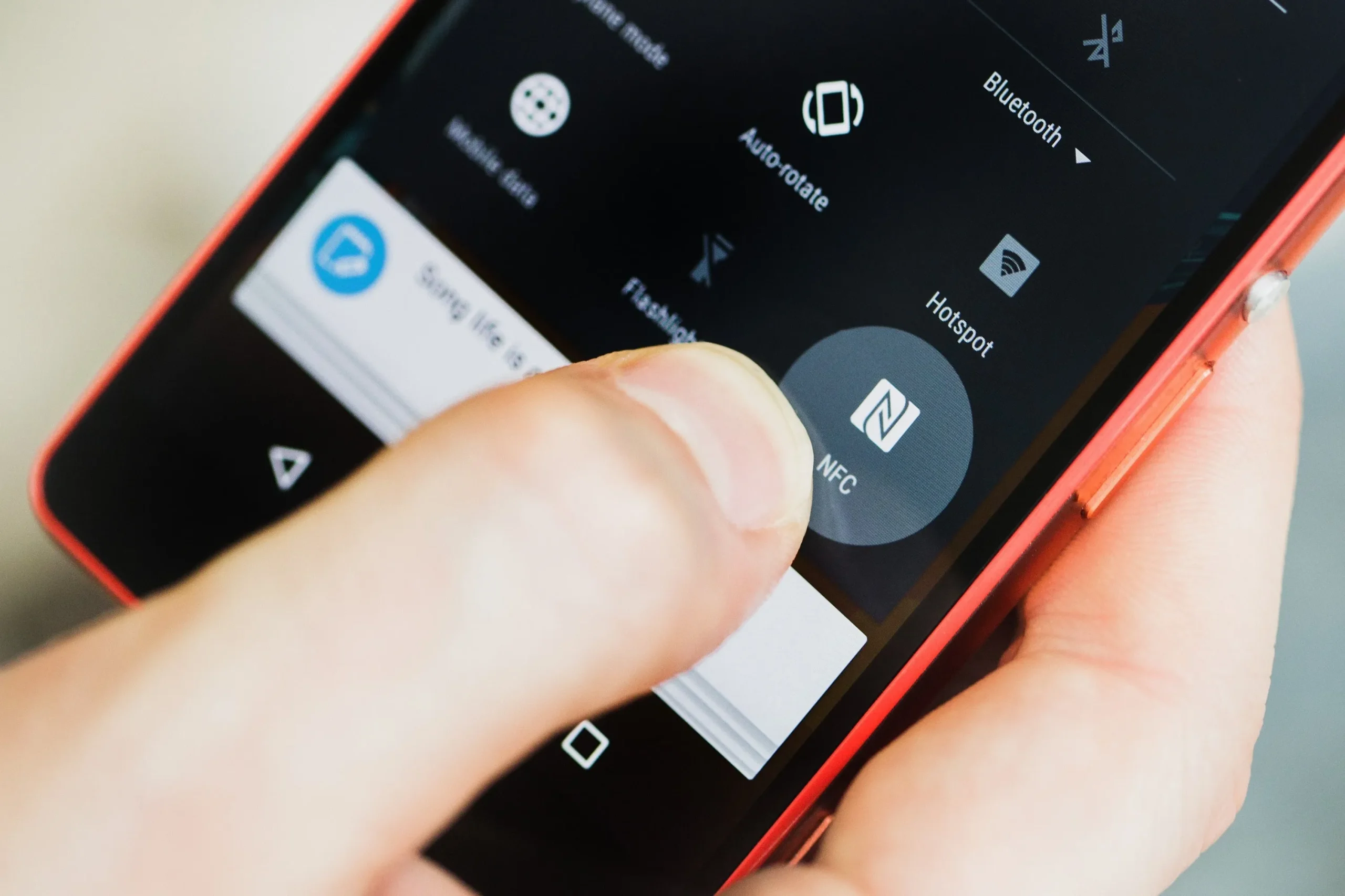 معرفی قابلیت NFC در کیف پول‌های لجر استکس و لجر فلکس